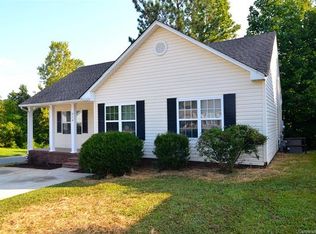 634 Kingville Dr, Charlotte, NC 28213