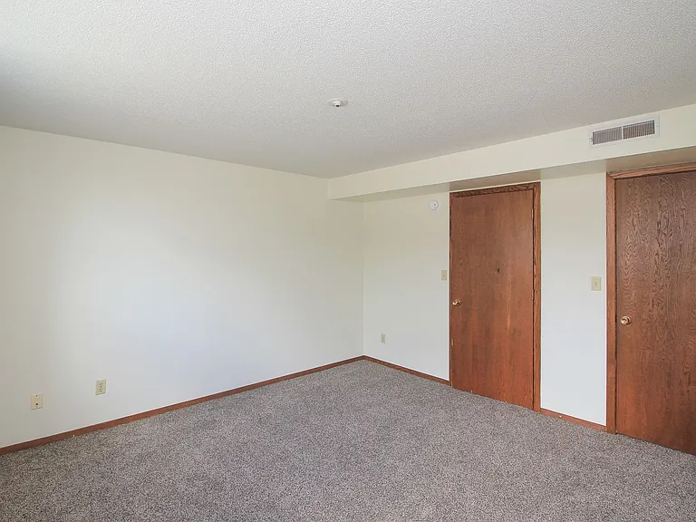 **Limited Time Special! Up to 2 Months Free Rent — Photo 7