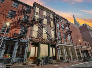 217 S Church St #2F, Philadelphia, PA 19106