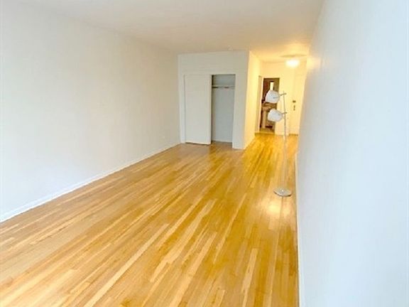3rd image of 416 E 85th St APT 2E