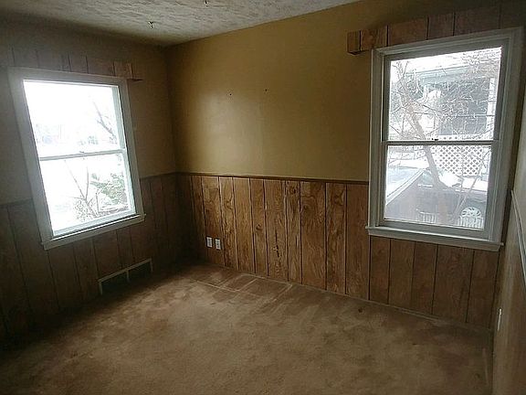 Up Bedroom