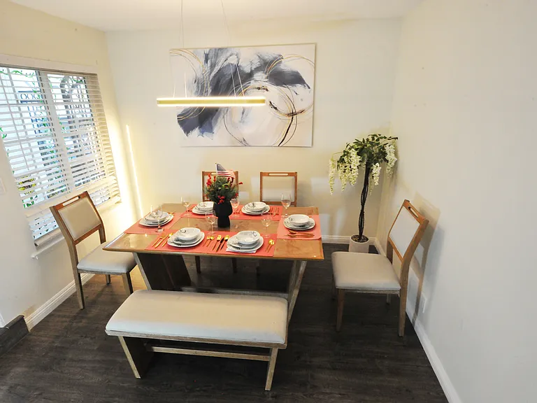 16772 Scotsdale Cir — Photo 32