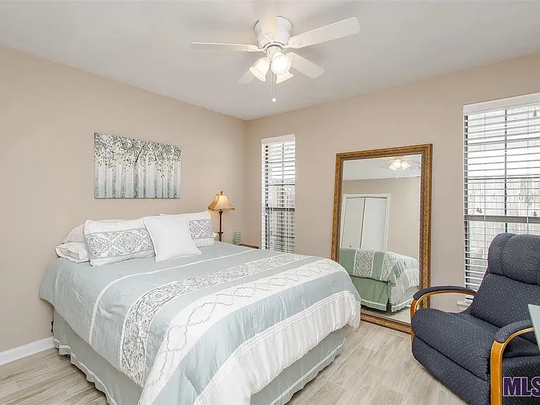 5245 Cumberland Cove Dr — Photo 17