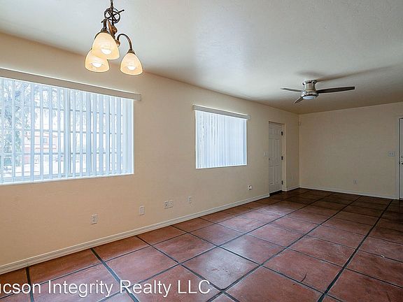 5th image of 1718 N 4th Ave #9025045