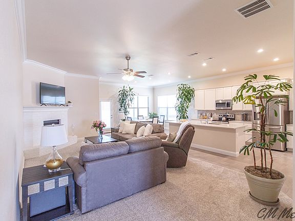 3rd image of 9025 Desert Ave