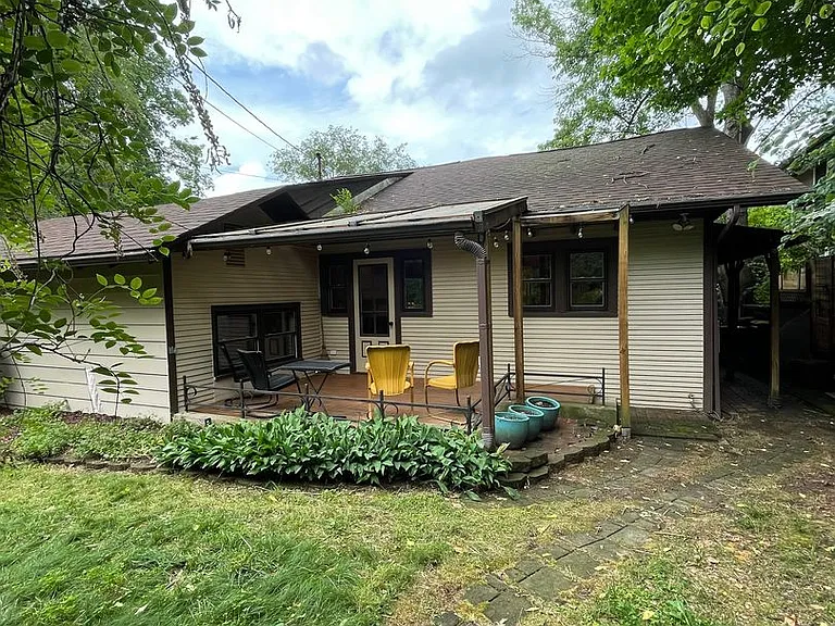 499 Littleton St — Photo 31