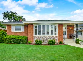 11106 Nelson St, Westchester, IL 60154