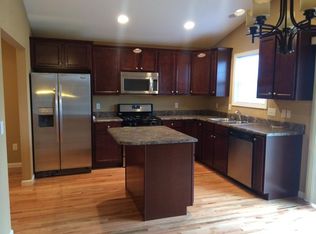 712 Dallas Rd, Washington, IL 61571