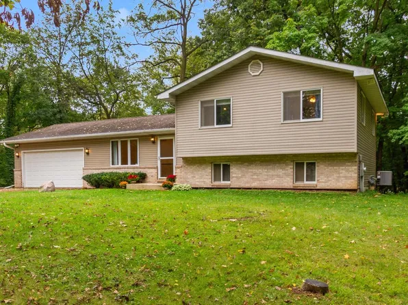 W3115 Conant STREET, Lake Geneva, WI 53147
