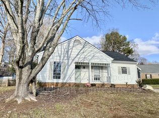 9017 Blue Willow Ln, Charlotte, NC 28227