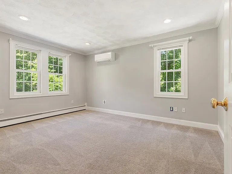 15 Marion St — Photo 13
