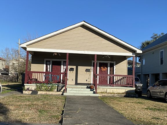 2nd image of 5545 Woodlawn Pl