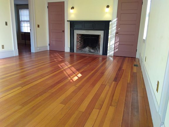 3rd image of 44 Bradford St APT 2