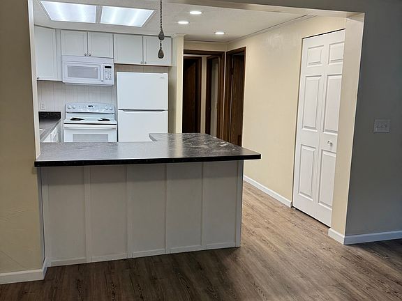 5th image of 32979 Curtis Blvd #5B