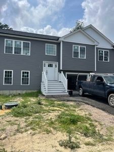 5 Bradford St, Acushnet, MA, 02743