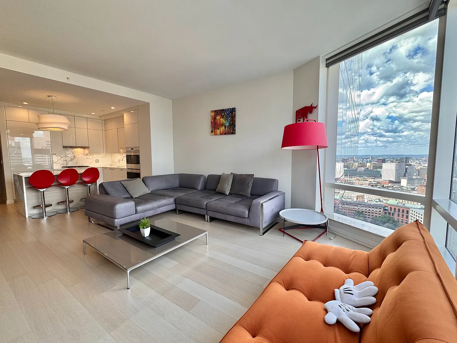 2 bed, 2.5 bath, 1161 sqft, $8,500 — Photo 4