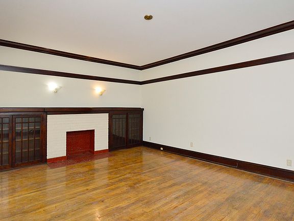 4th image of 6333 N Wayne Ave #3