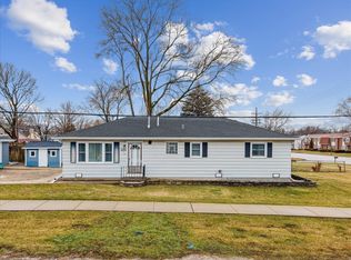 6301 Carpenter St, Downers Grove, IL 60516