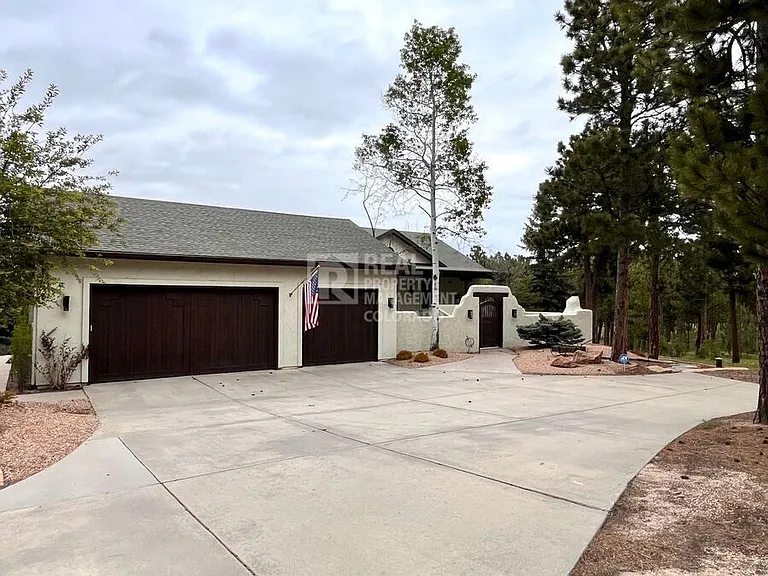 17995 Minglewood Trl — Photo 4