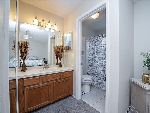 3rd image of 2848 Revere Ct
