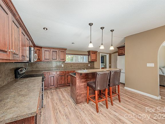 12th image of this home