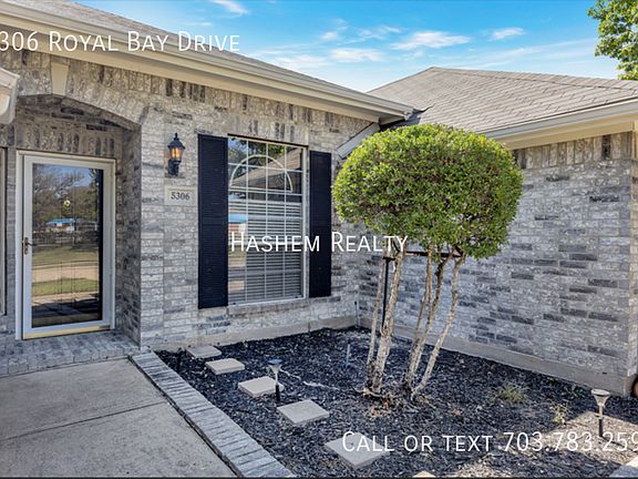 2nd image of 5306 Royal Bay Dr