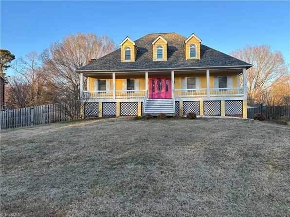 6002 Deer Hunter Ln, Lexington, NC 27295