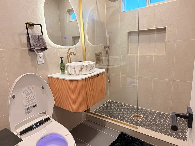 2nd bathroom with Electronic Toilet