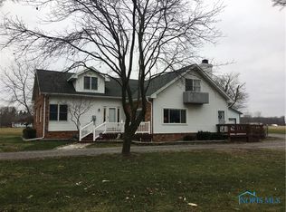 8664 Garden Rd, Maumee, OH 43537