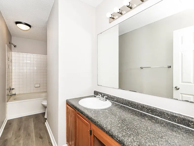 1178 Kenwood Dr — Photo 13