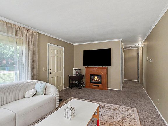4th image of 4215 Pembrook St