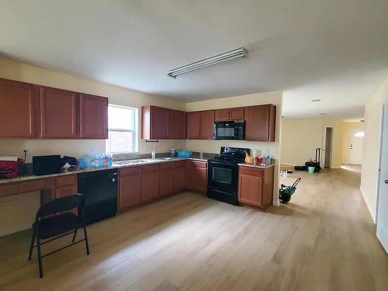 4524 Willow Rock Ln — Photo 9
