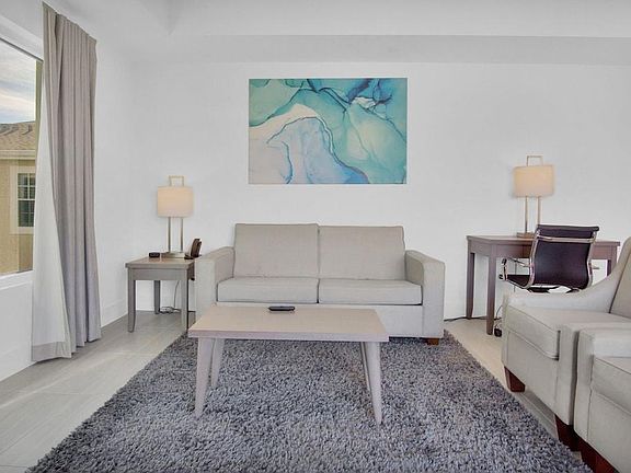 4th image of 24 Avalon St #306