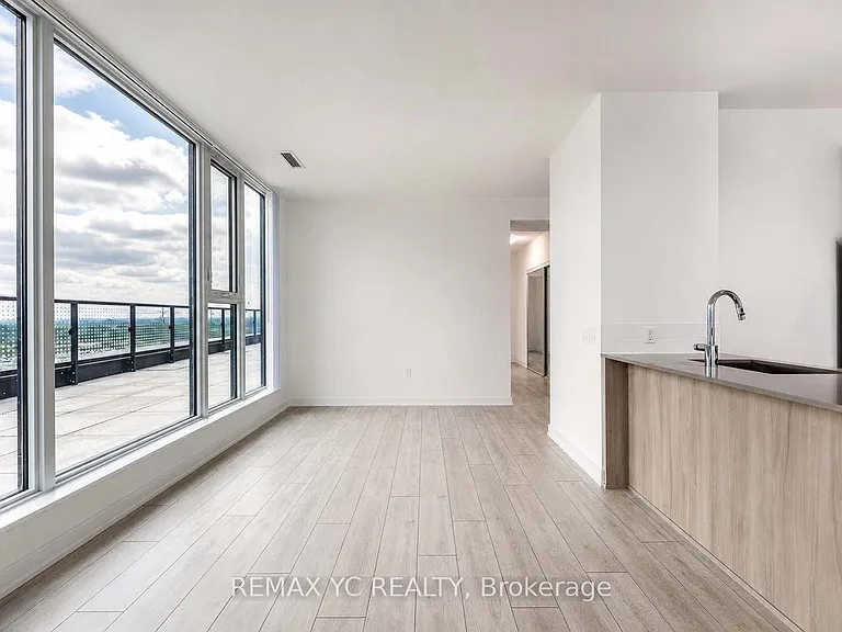 5858 Yonge St #1022 — Photo 14
