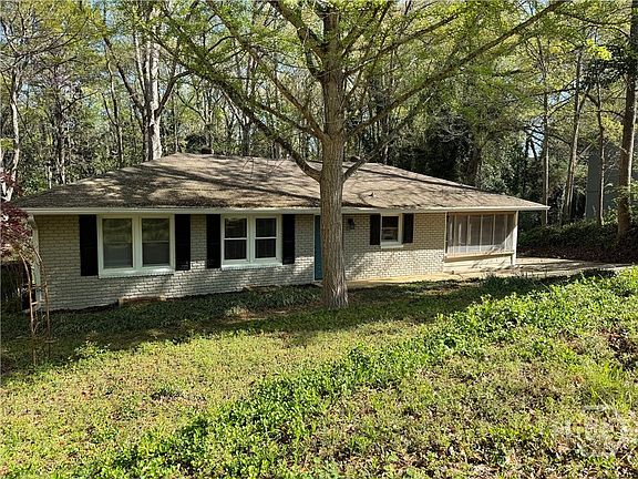 2nd image of 120 Habersham Dr