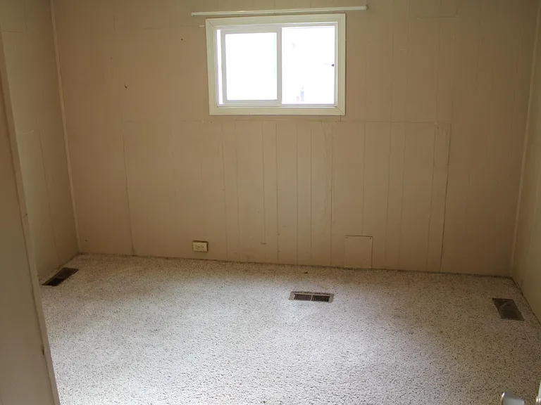 Unit Photo