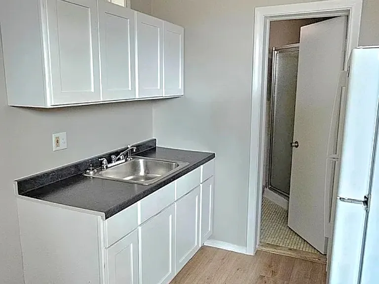220 Glen Haven Rd #LL — Photo 6