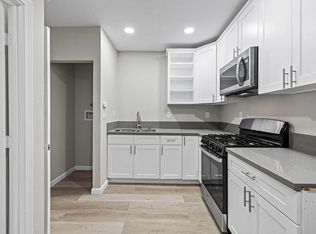 43021 39th St W #1/2, Lancaster, CA 93536