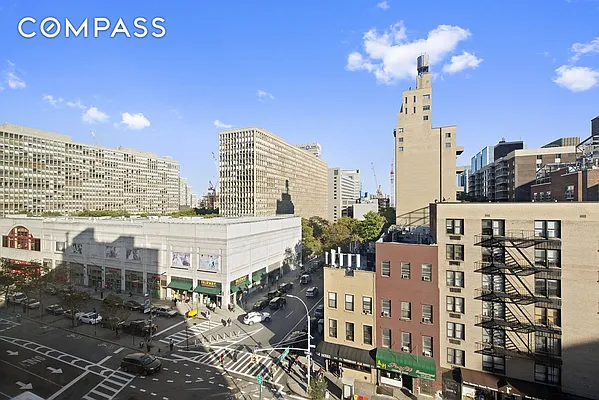 Sold by Compass | media 18