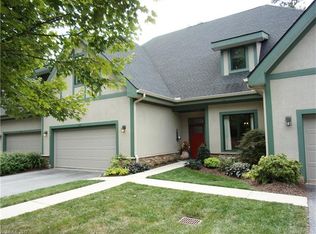 31 Ridgetop Cir, Brevard, NC 28712