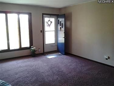 3rd image of 736 Sherwood Dr