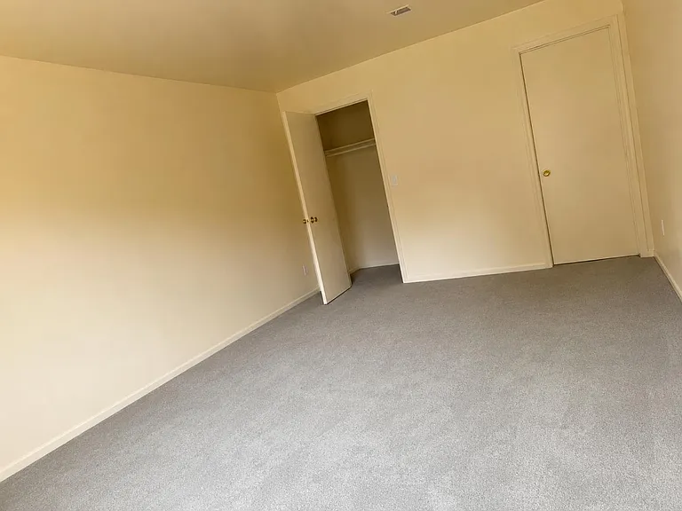 1428 Raspberry Ct — Photo 6