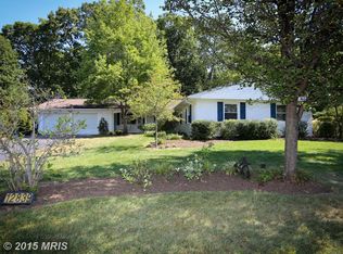 12839 Point Pleasant Dr, Fairfax, VA 22033