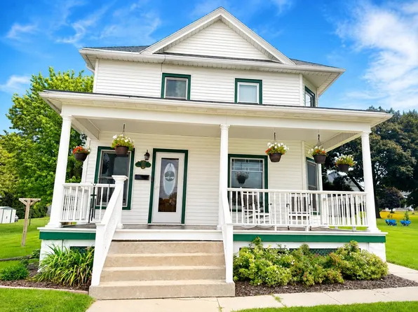 337 W Harrison St, Shullsburg, WI 53586