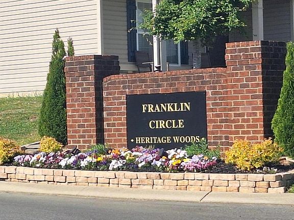 5th image of 307 Franklin Cir