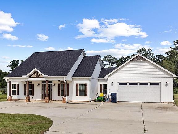 4th image of 1625 National Rd