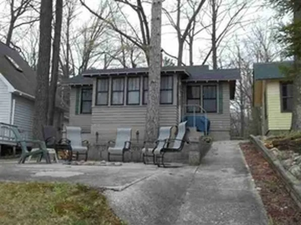 8175 Campbell Ave, Hale, MI 48739