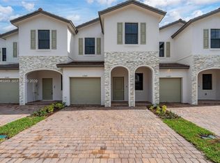 23507 SW 129th Path, Homestead, FL 33032