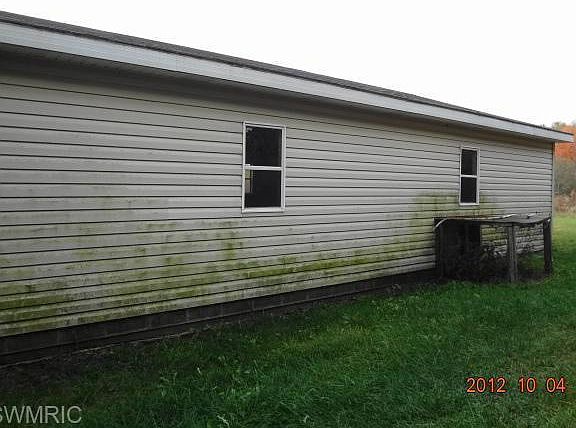3rd image of 13091 Walnut Ave