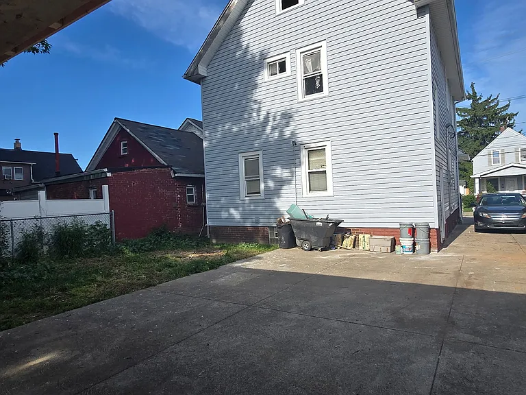 3418 W 45th St #1 — Photo 6